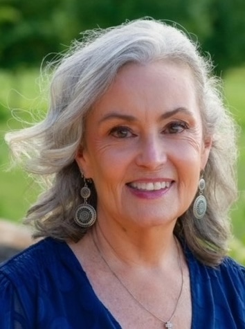 Betsy Goulet, Consultant